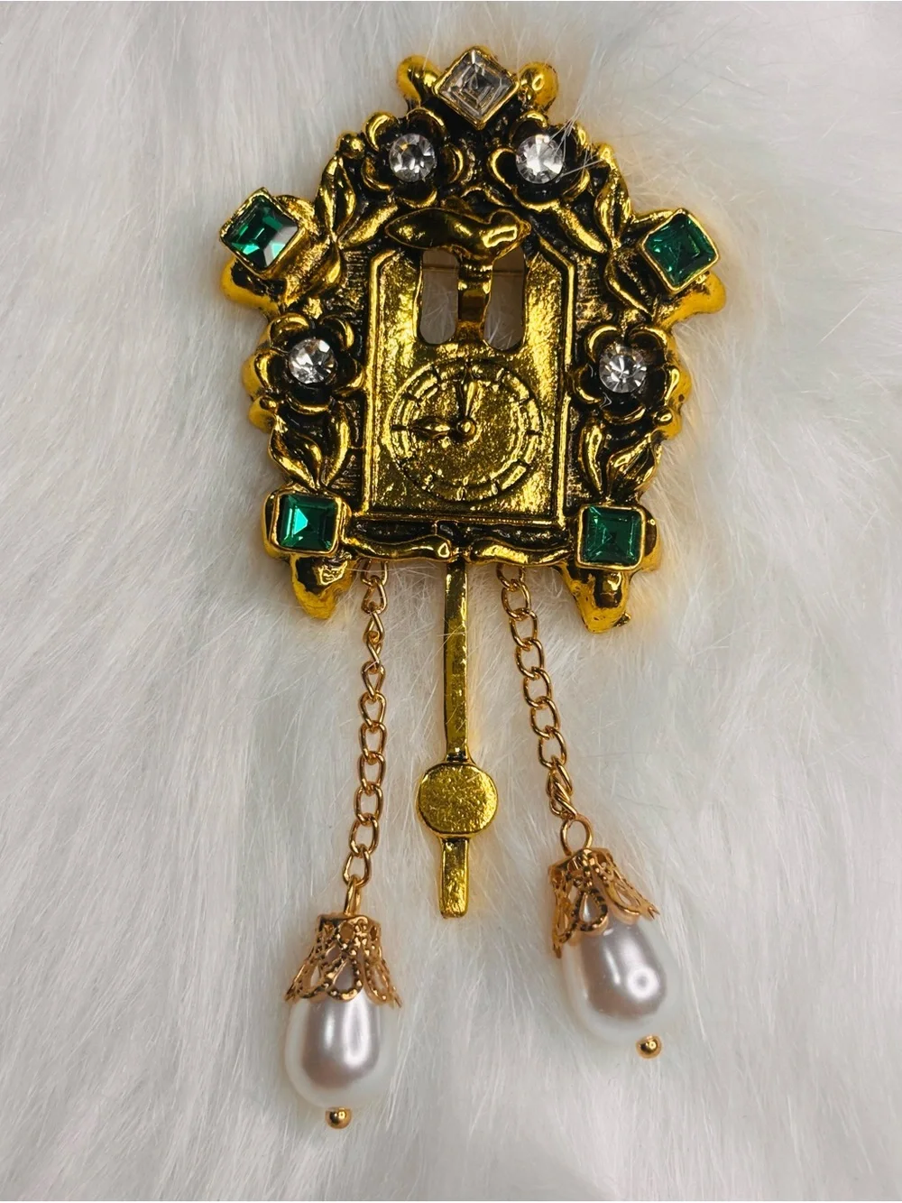 Vintage Style Cuckoo Clock Brooch – Moving Pendulum & Pearl Dangles